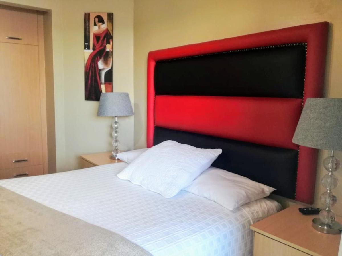 Max B&B イースト・ロンドン エクステリア 写真